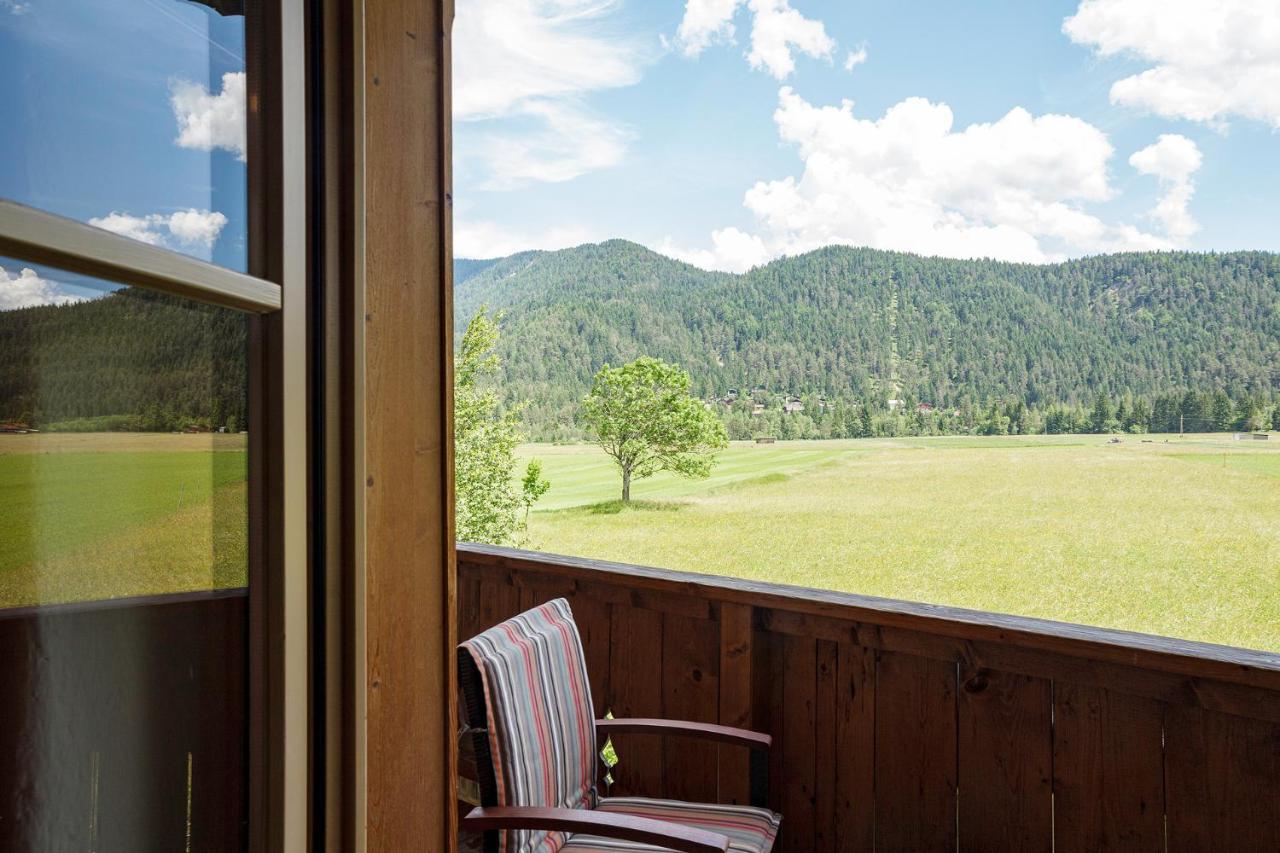 Landhaus Lindl - Ein Ruhiges Platzl Zum Wohlfuehlen Leutasch Exterior foto