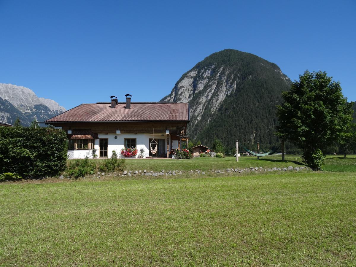 Landhaus Lindl - Ein Ruhiges Platzl Zum Wohlfuehlen Leutasch Exterior foto